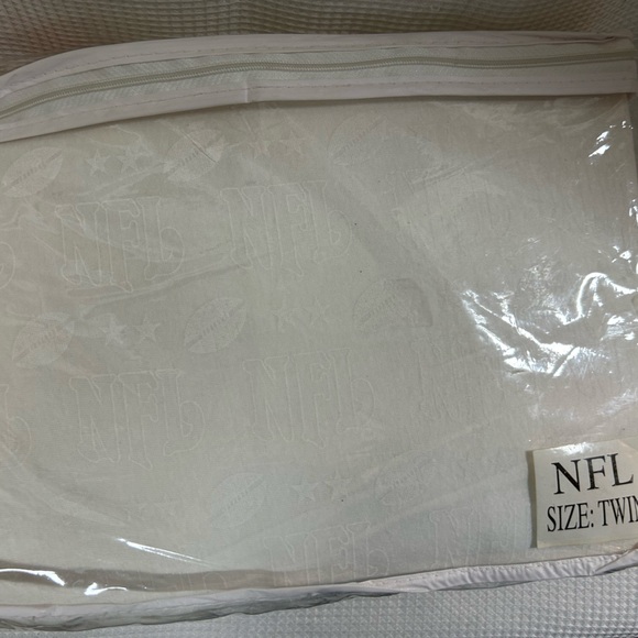 NFL patriots twin sheet set - Picture 9 of 10